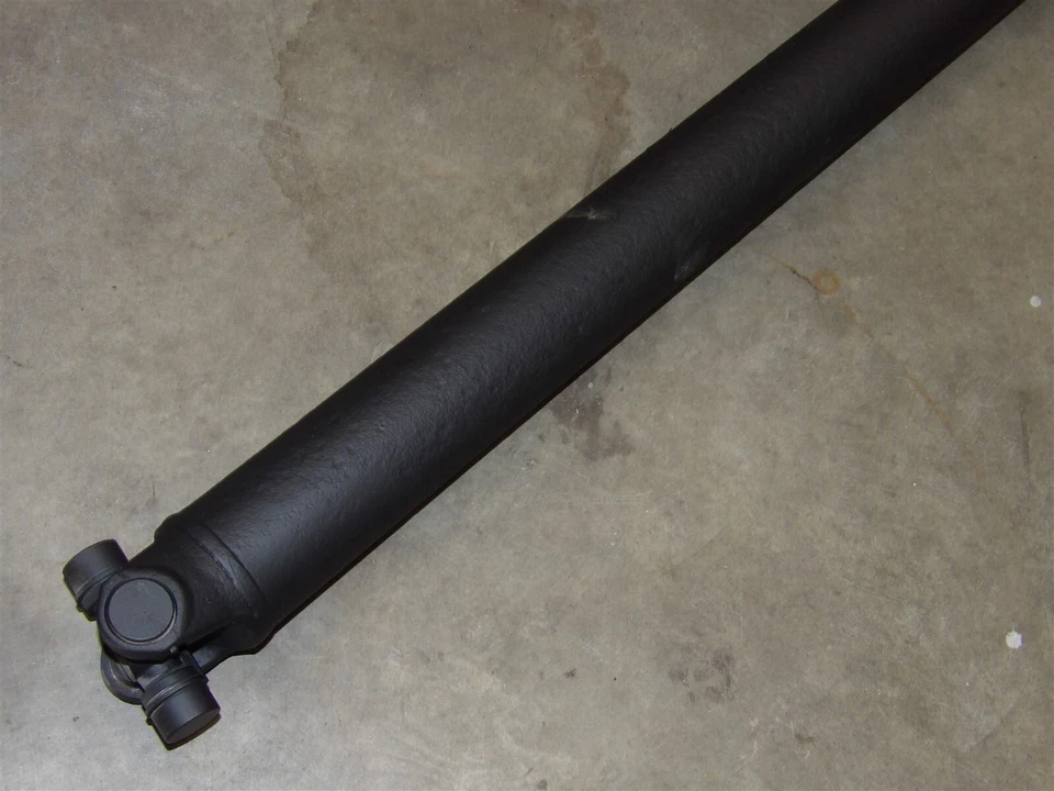 Árbol de transmisión delantero Chevy Tahoe Suburban Yukon XL 2000-2006 29,75" CTC Foto 2 de 3