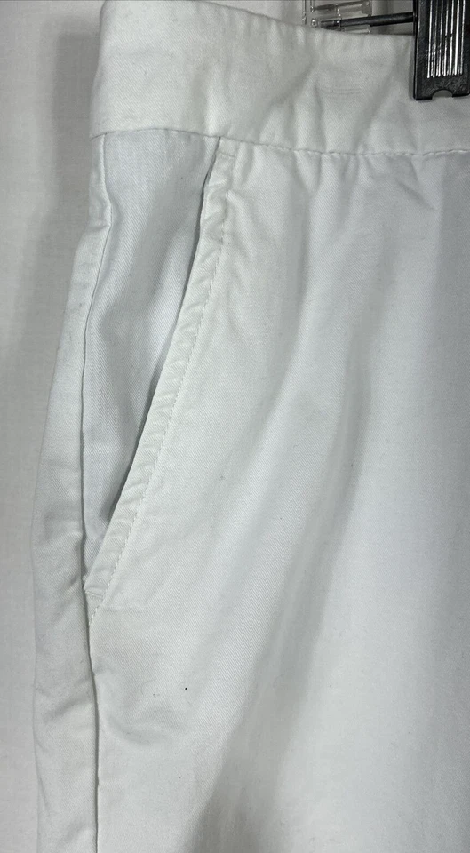 Shorts femininos Tommy Hilfiger branco algodão tamanho 16 bolsos frontais com zíper - Imagem 4 de 4