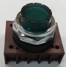 3SB06 Siemens Illuminated Green Pushbutton Switch Contact Block 30MM Momentary 