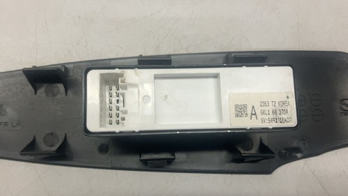 Mazda 6 Estate 12-20 n/s near passenger left front window switch 5A5131EA02 - Picture 9 of 12