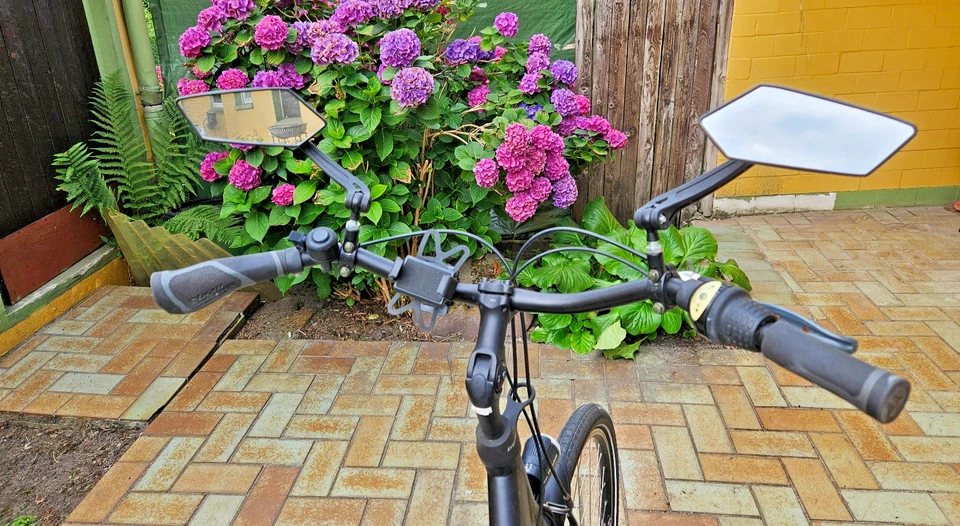 Fahrrad 28 Zoll Bergamont Belami N8 + 2 Spiegel & Handyhalter NP: 849 € - Bild 3 von 4