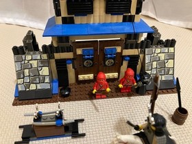 LEGO System Emperor's Stronghold 3053 In 1999 Used Retired Complete