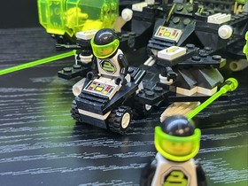 LEGO 6981 Blacktron II Aerial Intruder  - 100% Complete Vintage Set