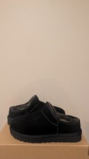 Ugg Australia Women s Classic Slipper Size 7 NIB