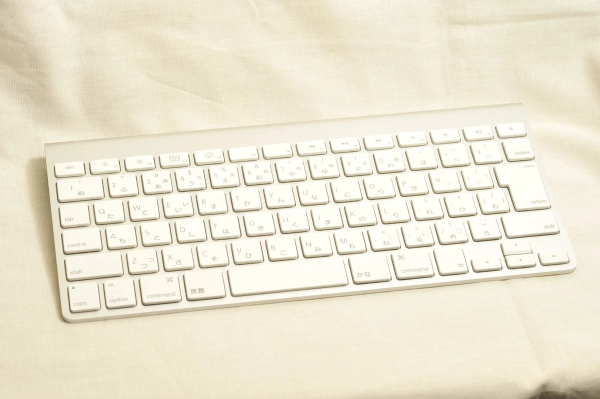 Preços baixos em Japonês Apple Teclados e Painéis de teclado para
