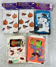 Halloween Paper Treat Bags Paper Magic Fun World AJM 3 Brands 175 Total Count