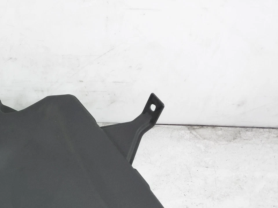 Nissan GT-R 2009-2013 conductor interior izquierdo cuarto inferior moldura 76901-Jf30a Foto 3 de 4