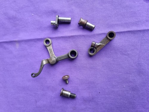 Singer 66K Sewing Machine Thread Take-up Lever Link and Lever ORIGINAL Vintage - 第 1/2 張圖片