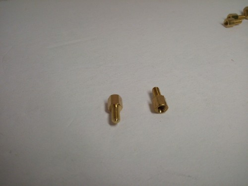 Paquete de 25 pilares espaciadores de PCB roscados hexagonales macho hembra de latón M3 5+6 mm separación - Imagen 4 de 7