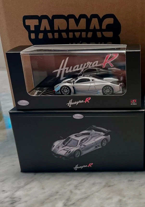LCD 型号 1/64 Pagani Huayra R 银爱好中国博览会独家 2025 年美国卖家 — 第 2/2 张图片