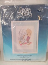 Paragon Needlecraft Stitchery 1077 Precious Moments Sew in Love 14x18 Vintage 84