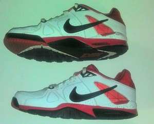 nike air trainer classic