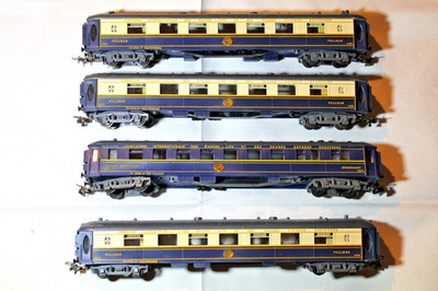 HORNBY HO 1/87 - LOT  D'UNE RAME PULLMAN TYPE # FLECHE D'OR # DE 4 VOITURES