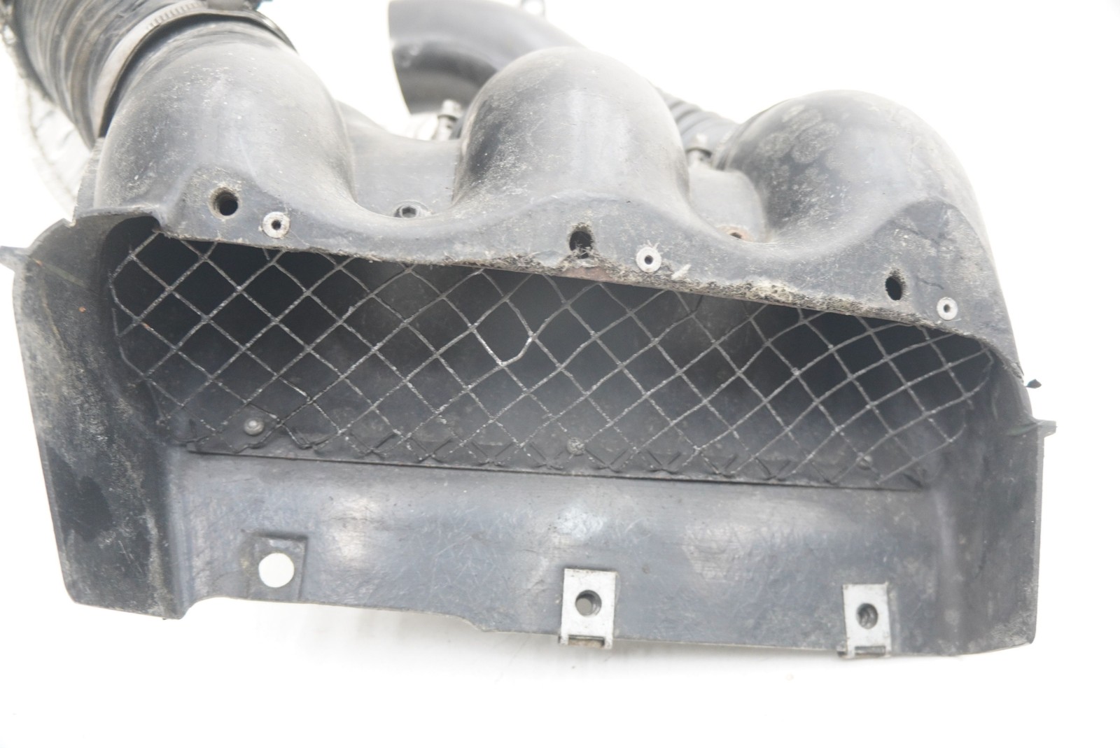 Rear Right Air Intake Duct Hose Tube Grille 84045000 OEM Ferrari 458 Challenge