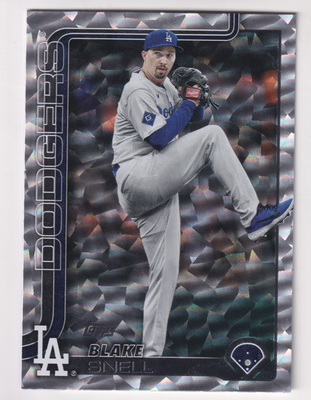 2025 Topps SILVER FOILBOARD #676 BLAKE SNELL Los Angeles Dodgers