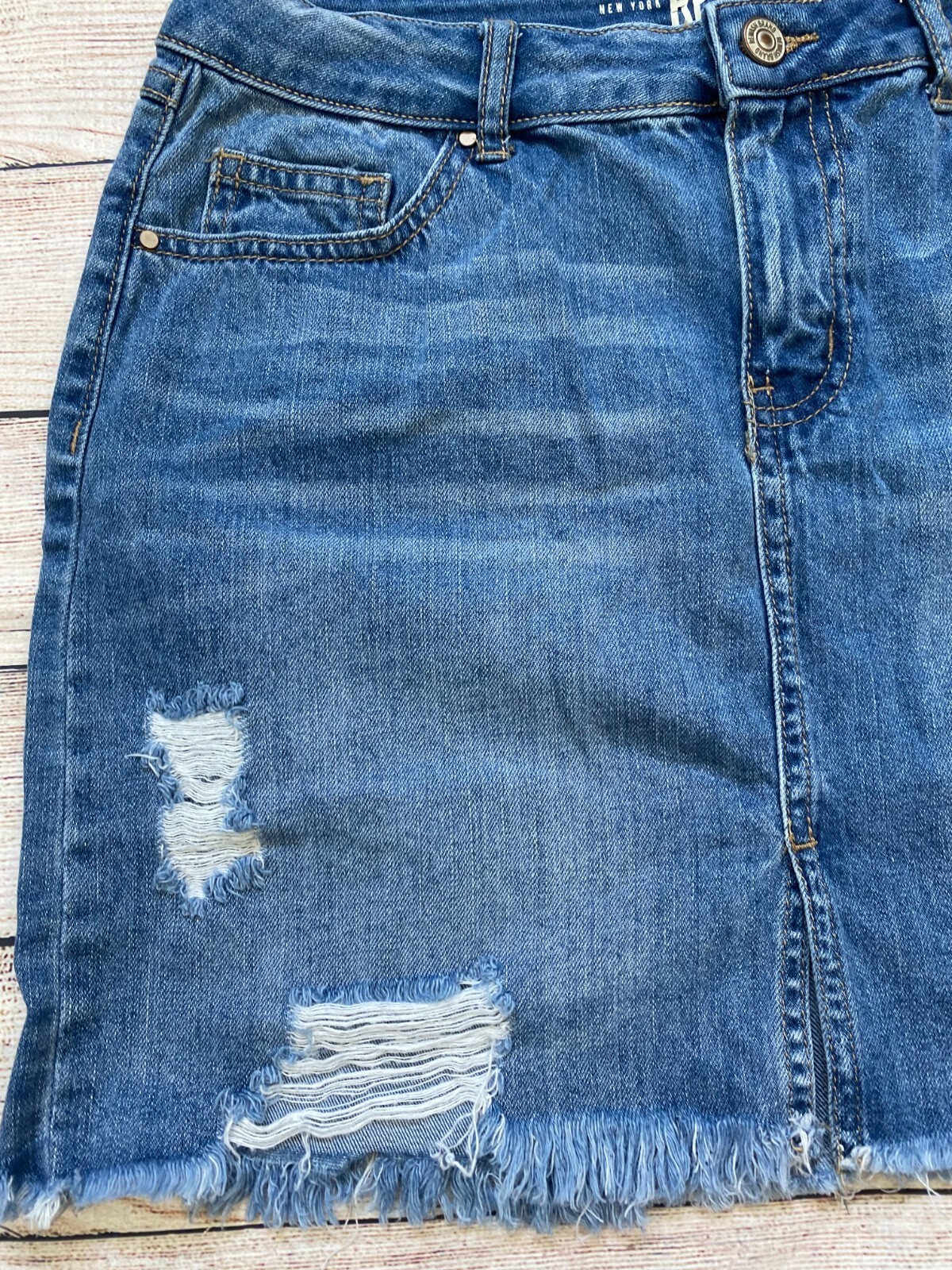 NY Rewash Vintage Reunion Denim Jean Mini Skirt Size 9 29 Jrs Womens Distressed