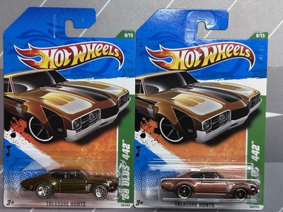 Hot Wheels 2011 Super Treasure Hunt & Regular Treasure Hunt  68 Olds 442