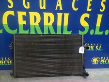 1K0121253AA RADIATEUR D´EAU / 1489184 POUR SEAT TOLEDO 5P2 MAGNUS