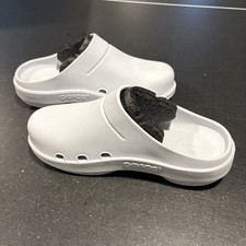 OOFOS OOcloog Size 8 Women White Slip On Clogs Sports Recovery Shoes EGGNOG