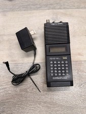 REALISTIC PRO-30 Handheld UHF 16 CHANNEL Direct Entry SCANNER Receiver 20-131