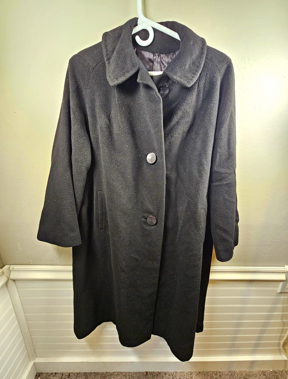Women's Black Cashmere Long Overcoat Collared Lined Button Front Size S/M