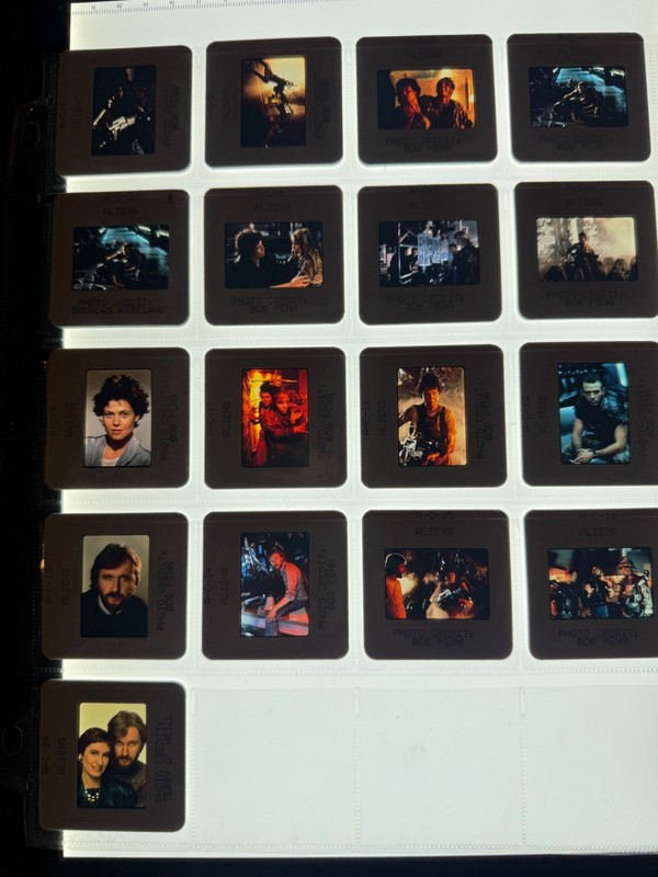 ALIENS + ALIEN SIGOURNEY WEAVER  MOVIE PRESS KIT LOT OF SLIDES