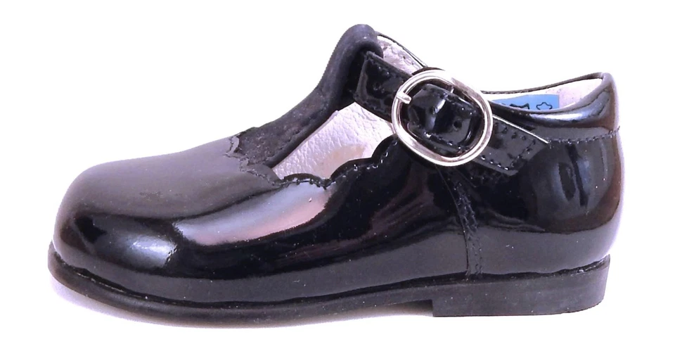 DE OSU - España - Bebés Niñas Negro Charol Zapatos de Vestir T-bar -Europeos -Talla 4 Foto 4 de 4