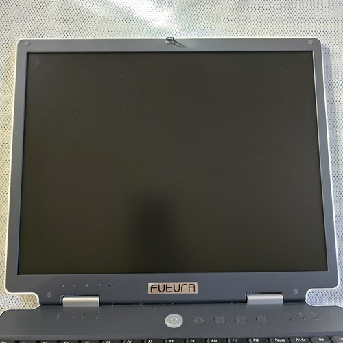 Viglen Futura S200 M3000Np ,Pentium M ,14", Windows XP, 40Gb HDD 500Mb RAM (257) - Picture 10 of 23