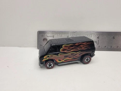 Hot Wheels Redline Chevrolet Super Van Flames 1974 Black Made In Hong Kong