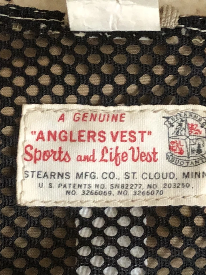 MENS Small Stearns Sports Anglers Fishing Vest FISH USA Vintage  - Image 3 of 4