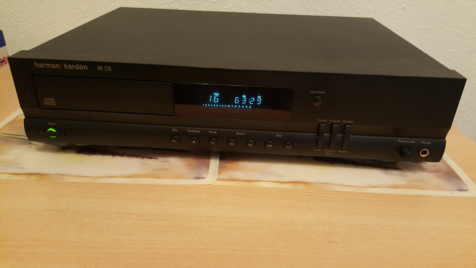 Купить Harman Kardon HD720 CD-Player 