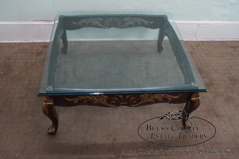 Mesa de centro con tapa de vidrio tallado y dorado estilo francés caoba maciza de calidad Foto 3 de 4