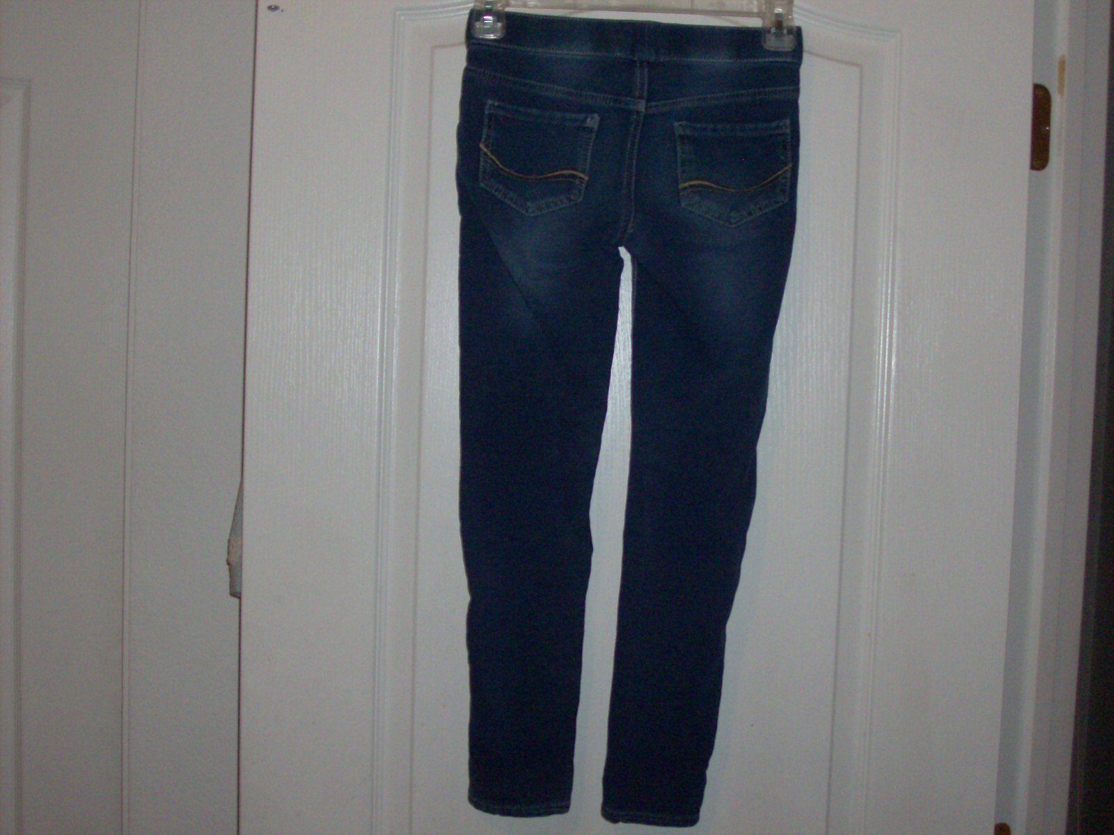Picture 2 of 7