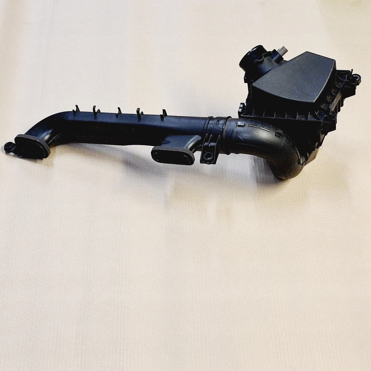 Tubo De Admisión De Aire Original Para Ford Fiesta MK8 1.1 Gasolina (2017-2023) - Número H1B1-9C676-AE, Negro