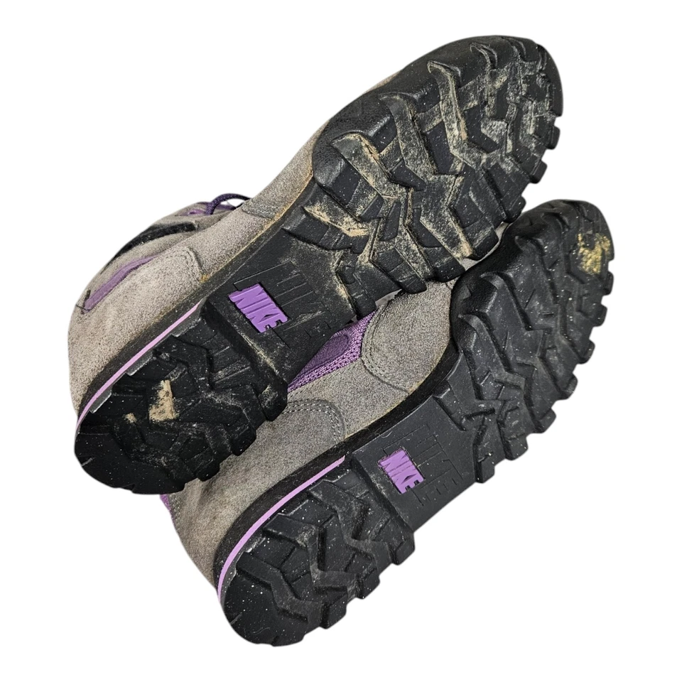 Vintage 1993 NIKE CALDERA Hiking Boots Womens 9 Charcoal Purple 930709-IB VTG - Image 4 of 4