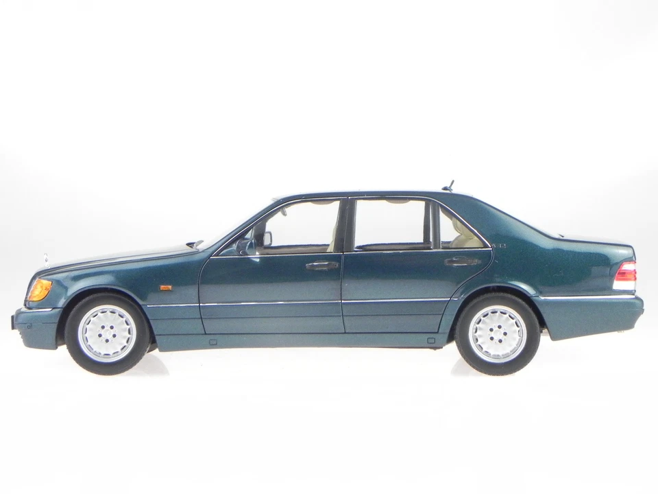 Mercedes W140 S600 S-Klasse 1997 grün met Modellauto 183593 Norev 1:18 - Bild 2 von 4