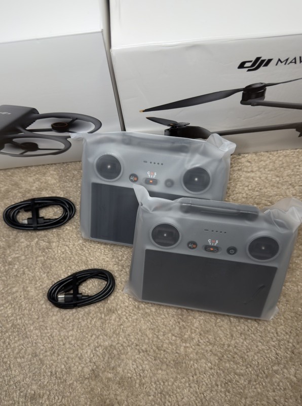 DJI RC 2  For Mavic 4 Pro / Mini 4 Pro / Air 3S / Neo 2 / Mini 5 / Flip