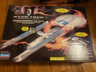 Playmates Toys Star Trek Generations Vintage Starship Enterprise NCC 1701 B