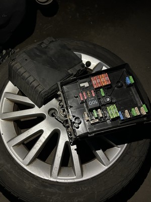 SEAT/VW/AUDI/SKODA fuse Box Complete 2007 Pd170 Bmn
