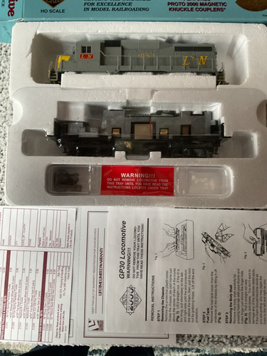 Proto 2000 Life Like Ho GP-30 Louisville & Nashville Powered #1057 diésel nuevo en caja | Zustand: New