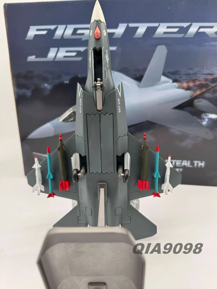 New 1/72 Chinese PLA J-35A Stealth Carrier-based Fighter Jet Metal Plastic Model - Image 3 of 4