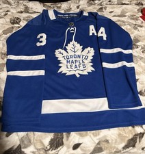 Ultimate Toronto Maple Leafs Collector and Super Fan Gift Guide 26