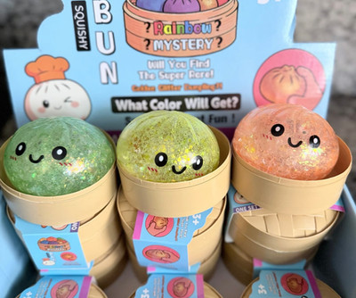 Mystery Dumpling Squishy with Light and Orbeez 1x Blind Box