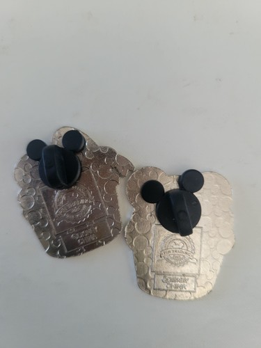 Disney Pin Trading Set Of 2, Mickey & Donald Cupcakes - Picture 2 of 2