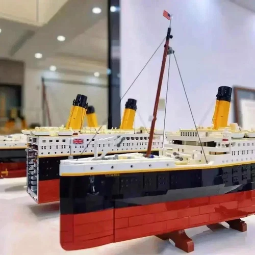 Luxury Quality 9090pcs Compatible 10294 Titanic Large Cruise Boat Ship Steamship - Picture 7 of 10