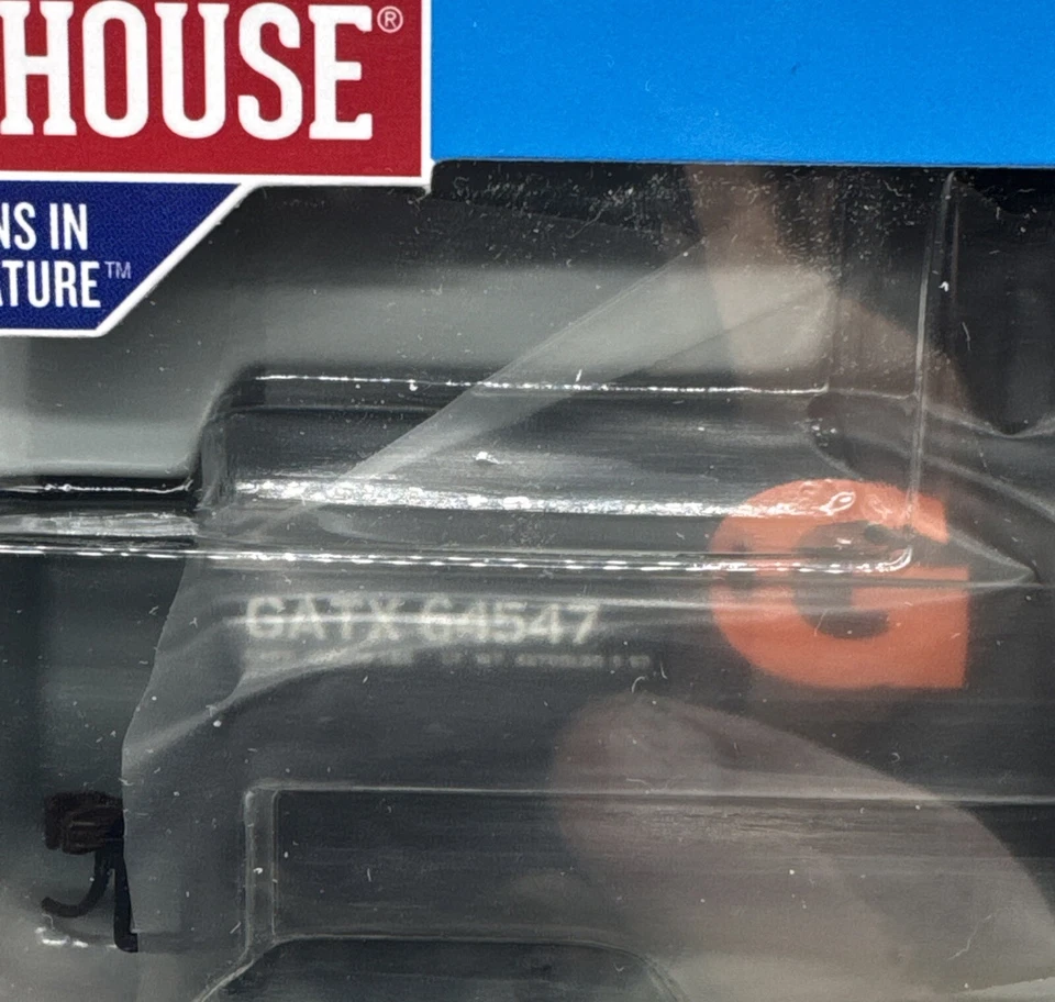 Roundhouse by Athearn RND14793 HO Gauge Scale Gulf Chemical Tank Car #64547 GATX - Image 4 of 4