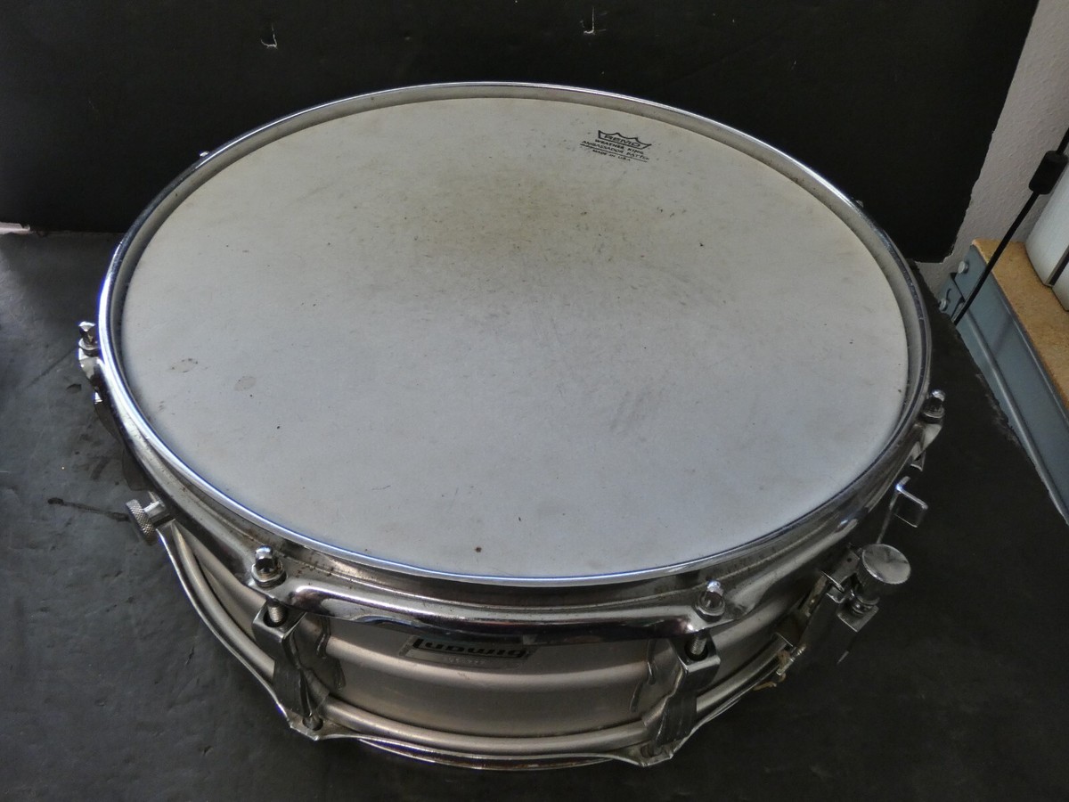 VINTAGE LUDWIG SNARE DRUM 14 INCH 1970 
