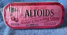2005 Altoids Sealed Sour Cherry Sugar Free Chewing Gum Collectible Rare