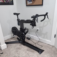 Wahoo KICKR Indoor Smart Trainer Bike Used - Excellent Condition Zwift v2 2022