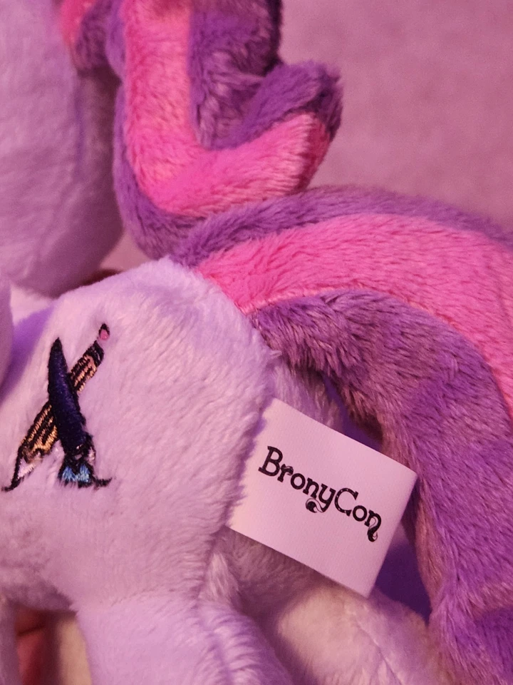 Blank Canvas 8" BronyCon 2013 Official Plushie NWT My Little Pony MLP - Image 4 of 4